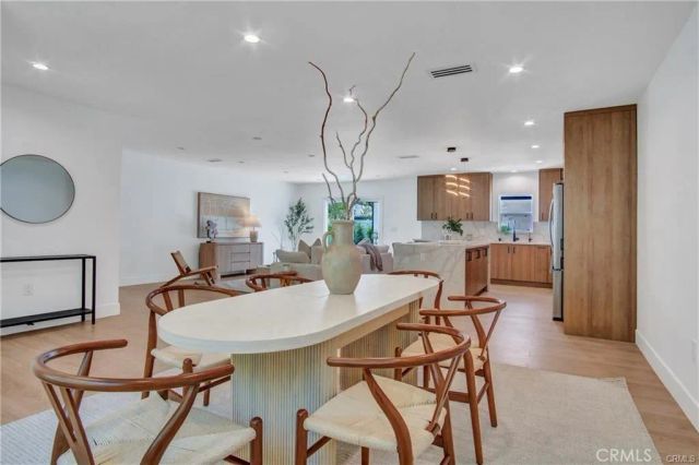 18406 Jovan Street, Tarzana, CA 91335