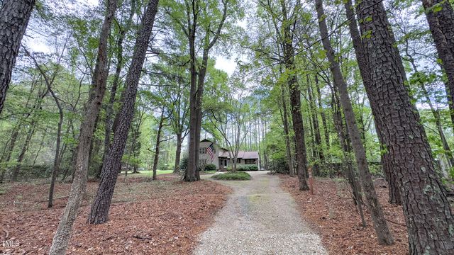 5728 Carriagehouse Court, Apex, NC 27539