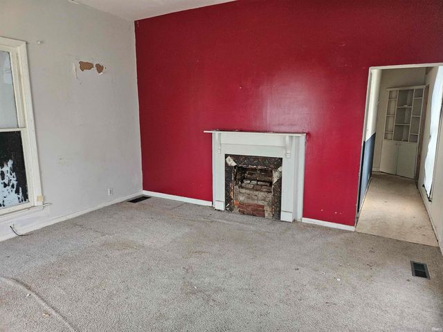 1312 E Walnut Street, Evansville, IN 47714