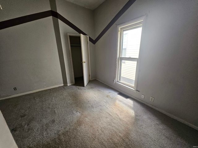 1312 E Walnut Street, Evansville, IN 47714