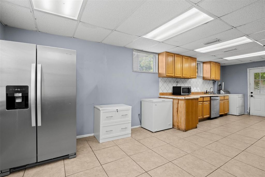 Image 13 of property listing at 110 N LINCOLN AVENUE, Tampa, FL 33609