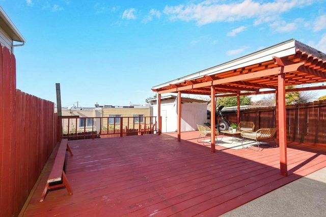 584 Hillside Boulevard, Daly City, CA 94014