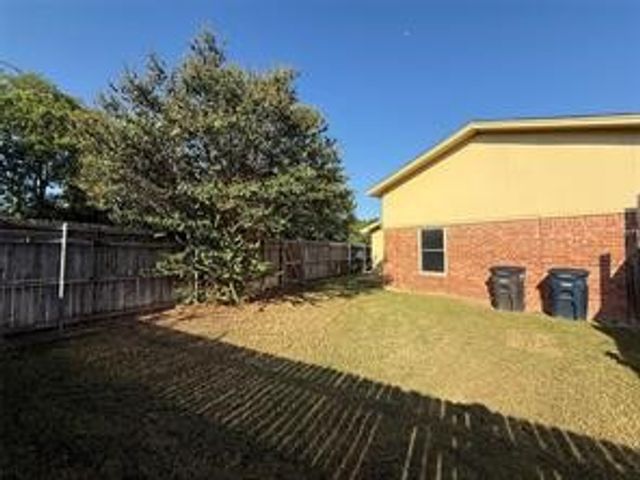 11911 Metmora Court, Fort Worth, TX 76008