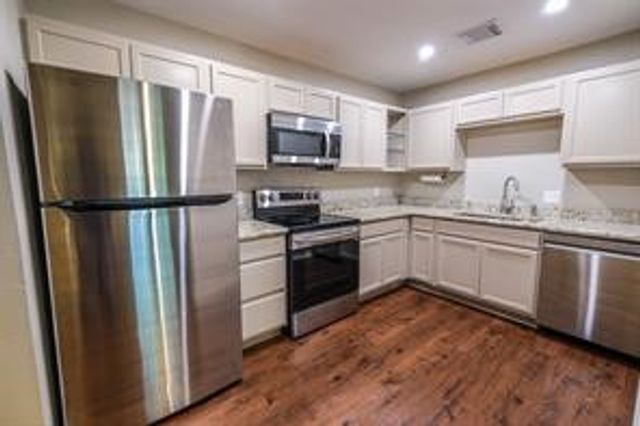 11911 Metmora Court, Fort Worth, TX 76008