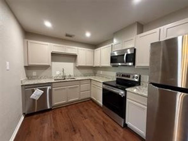 11911 Metmora Court, Fort Worth, TX 76008