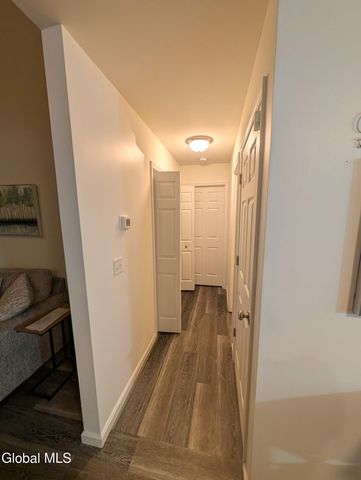 36 Chip Shot Way, Mechanicville, NY 12118