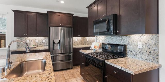 3026 Mulholland Dr, Lathrop, CA 95330