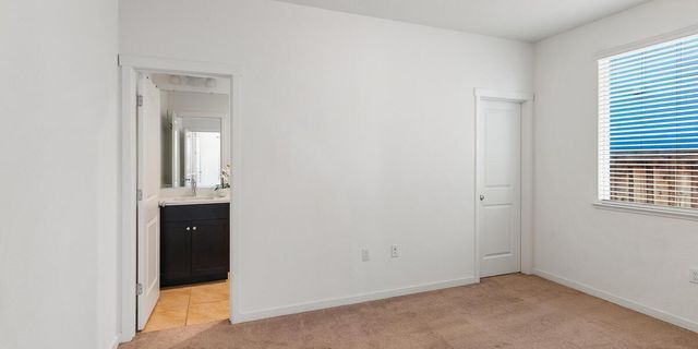 3026 Mulholland Dr, Lathrop, CA 95330