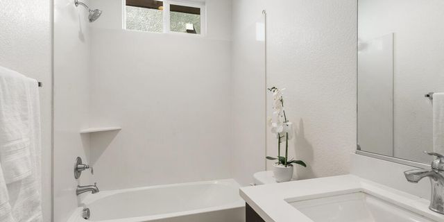 3026 Mulholland Dr, Lathrop, CA 95330