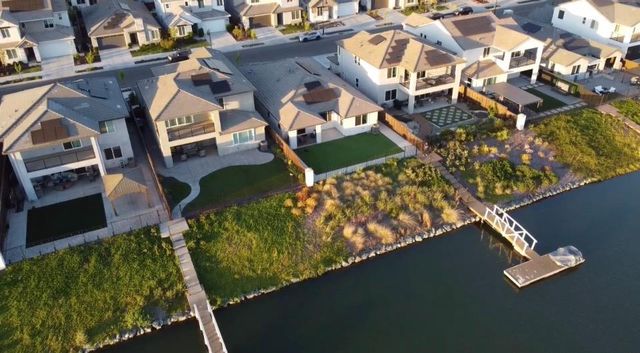 3026 Mulholland Dr, Lathrop, CA 95330