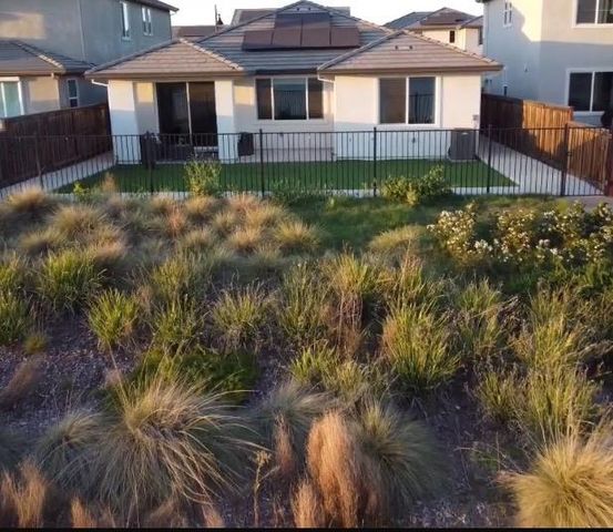 3026 Mulholland Dr, Lathrop, CA 95330