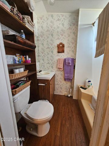 5279 NW County Rd 274, Altha, FL 32421