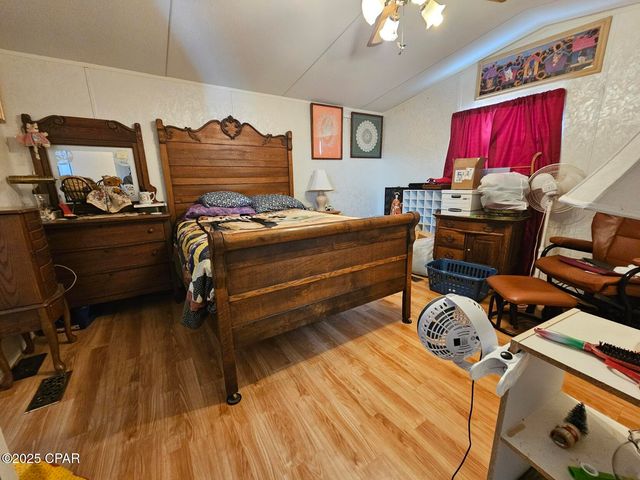 5279 NW County Rd 274, Altha, FL 32421