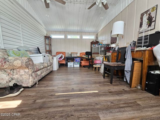 5279 NW County Rd 274, Altha, FL 32421