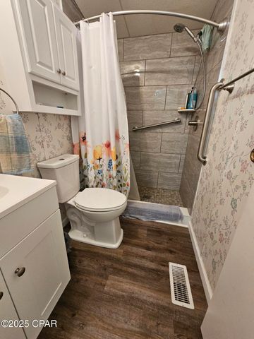 5279 NW County Rd 274, Altha, FL 32421