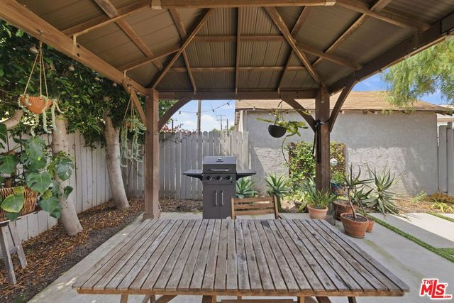 3830 W 59th Street, Los Angeles, CA 90043