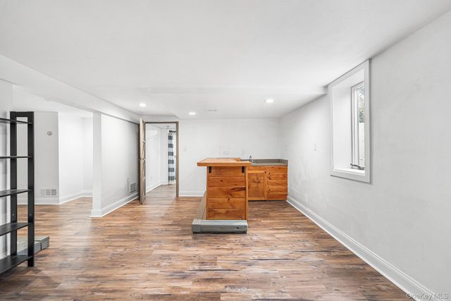 9 Sunrise Terrace, Newburgh, NY 12553