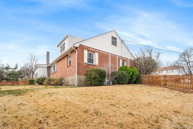 9 Sunrise Terrace, Newburgh, NY 12553