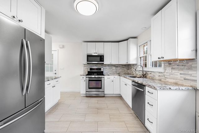 9 Sunrise Terrace, Newburgh, NY 12553
