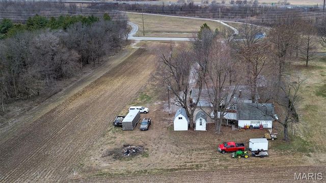 4402 Wanda Road, Edwardsville, IL 62025