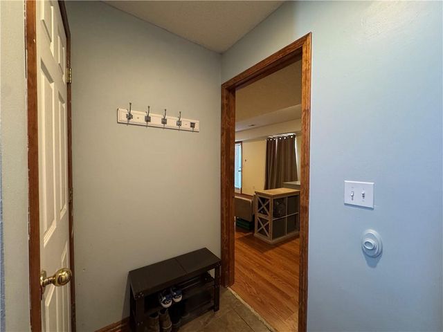 300 N Hickory Street, Gardner, KS 66030