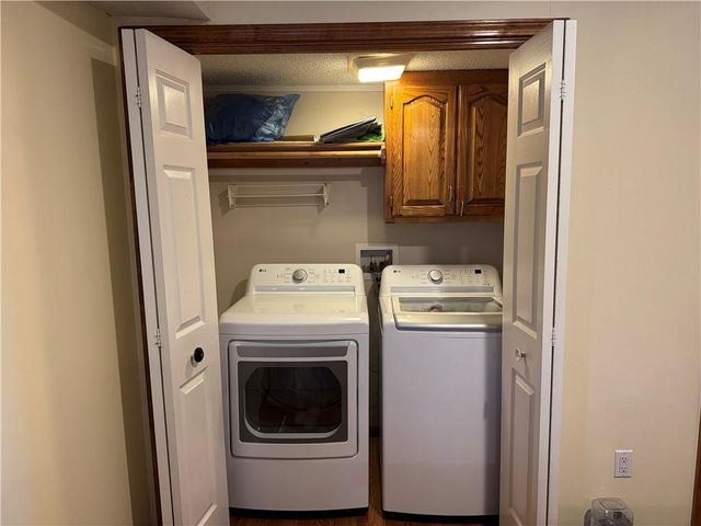 300 N Hickory Street, Gardner, KS 66030