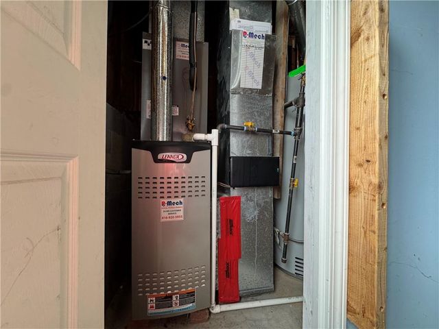 300 N Hickory Street, Gardner, KS 66030