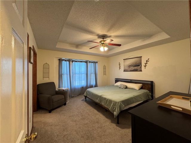 300 N Hickory Street, Gardner, KS 66030