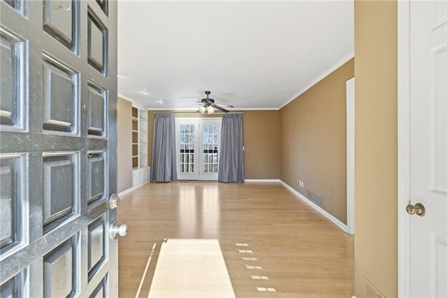 2224 Colonial Drive, Gainesville, GA 30501
