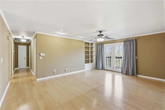2224 Colonial Drive, Gainesville, GA 30501