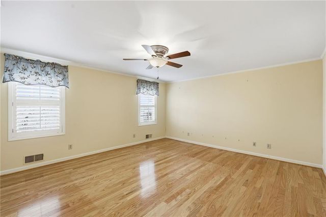 2224 Colonial Drive, Gainesville, GA 30501