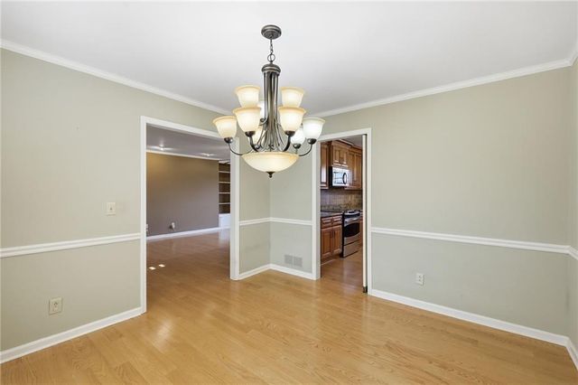 2224 Colonial Drive, Gainesville, GA 30501
