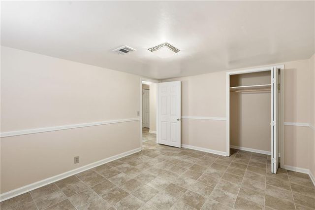 2224 Colonial Drive, Gainesville, GA 30501