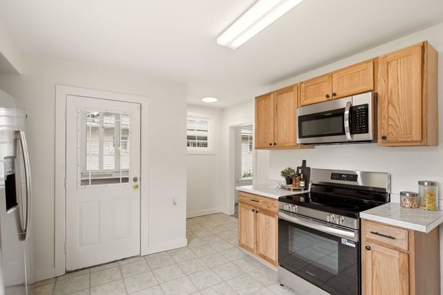 2724 E Diamond Ave, Spokane, WA 99217