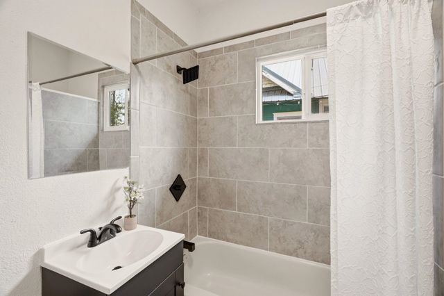 2724 E Diamond Ave, Spokane, WA 99217