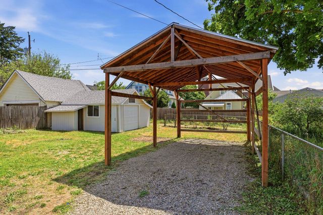 2724 E Diamond Ave, Spokane, WA 99217