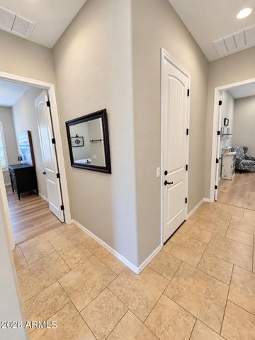 1522 W HORSETAIL Trail, Phoenix, AZ 85085