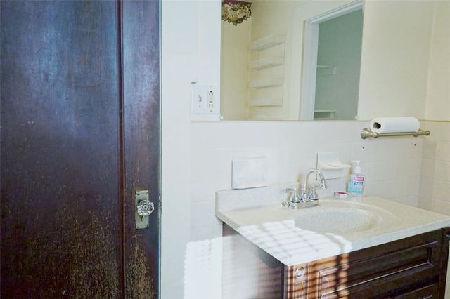 115-117 Genesee Park Blvd, Rochester, NY 14611