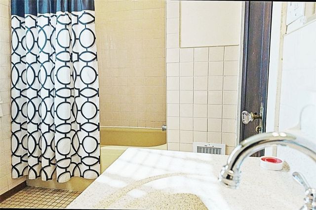 115-117 Genesee Park Blvd, Rochester, NY 14611