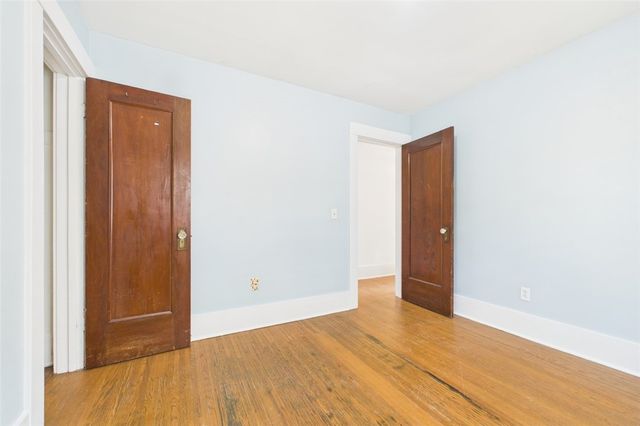 115-117 Genesee Park Blvd, Rochester, NY 14611