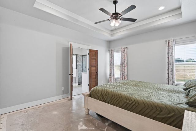 109 Stonegate Avenue, Weatherford, TX 76087