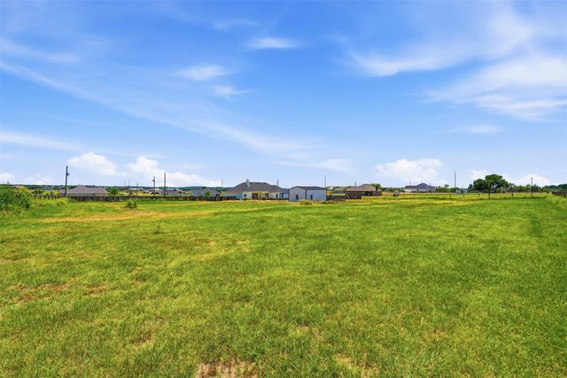109 Stonegate Avenue, Weatherford, TX 76087