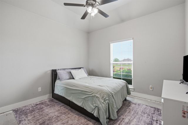 109 Stonegate Avenue, Weatherford, TX 76087