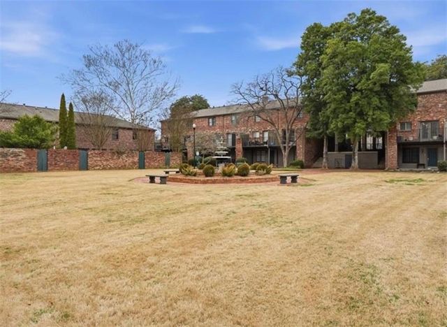 3083 Colonial Way E, Atlanta, GA 30341