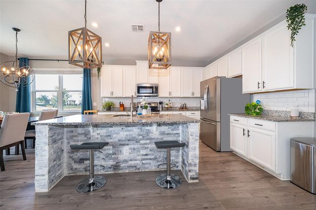 3943 CRAWLEY DOWN LOOP, Sanford, FL 32773