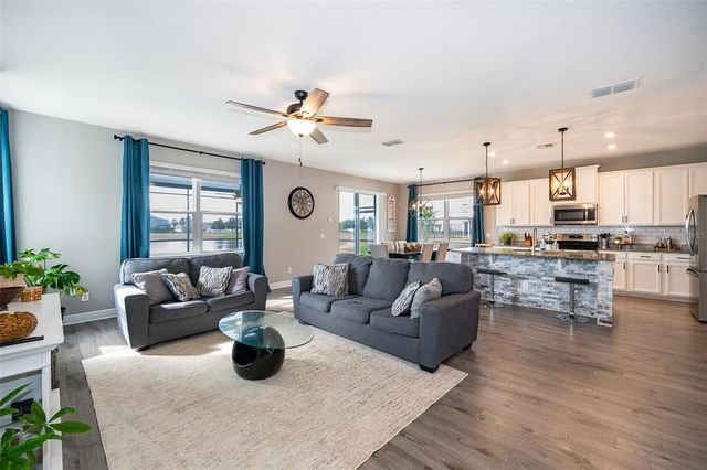 3943 CRAWLEY DOWN LOOP, Sanford, FL 32773