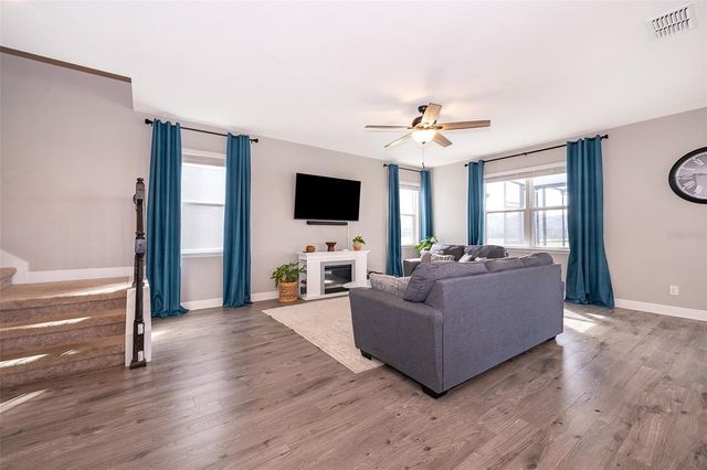 3943 CRAWLEY DOWN LOOP, Sanford, FL 32773