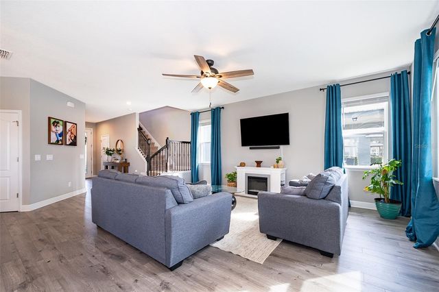 3943 CRAWLEY DOWN LOOP, Sanford, FL 32773