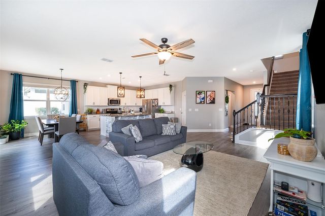 3943 CRAWLEY DOWN LOOP, Sanford, FL 32773