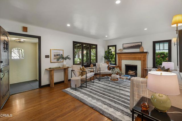 859 Sunset Avenue, Pasadena, CA 91103